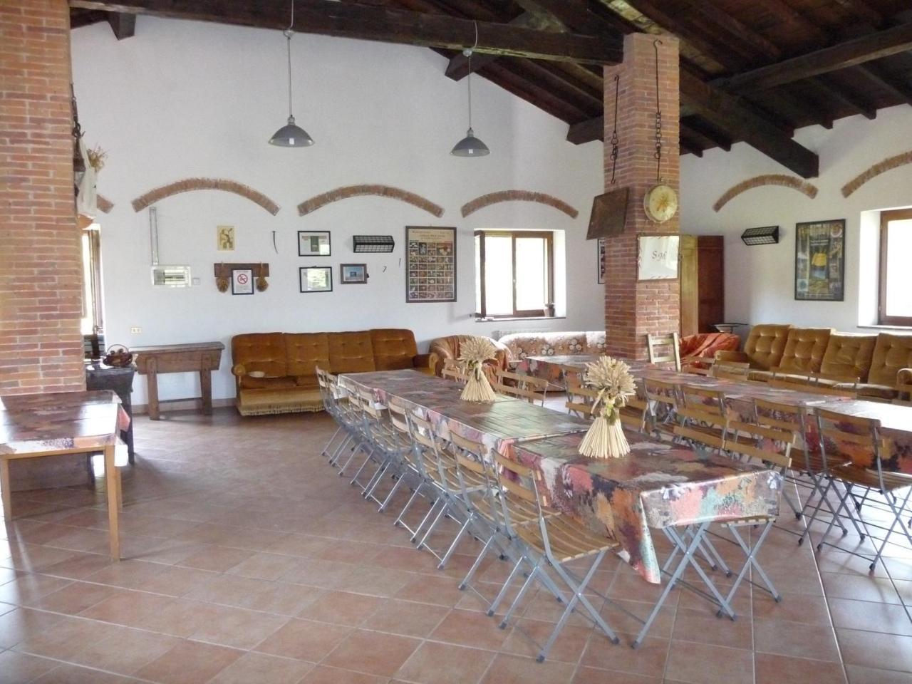 カステルヌオーヴォ・ディ・ガルファニャーナ Agriturismo La Palazzinaヴィラ エクステリア 写真